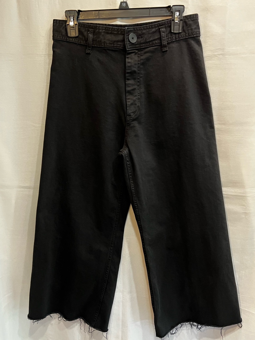 Zara Black Wide Leg Cropped Denim Jeans Raw Hem Size 8